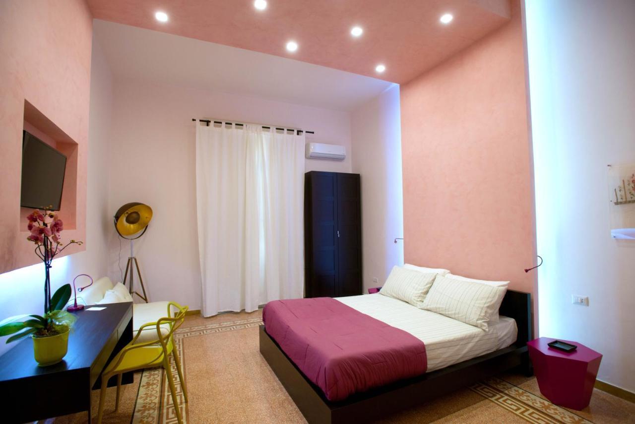 Bed And Breakfast Palazzo Natella 萨莱诺 外观 照片